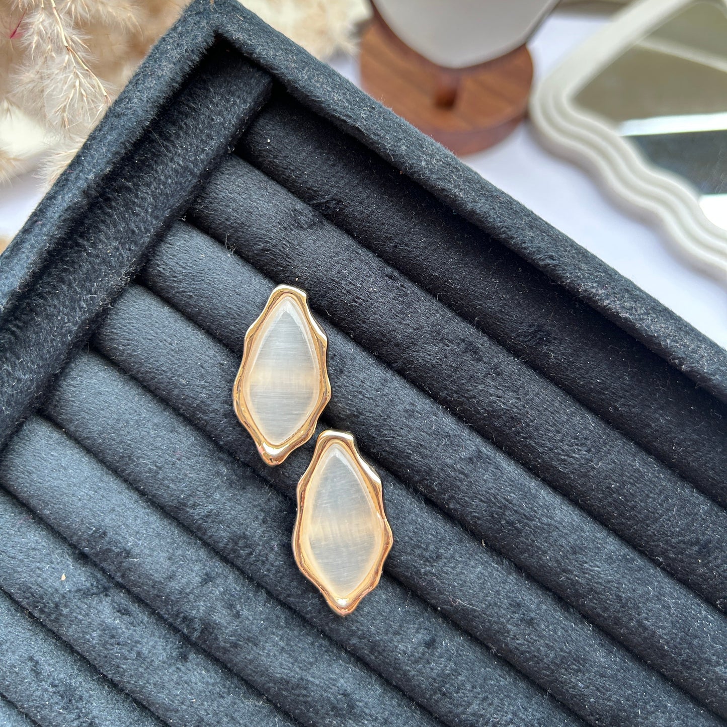 Molten Edge Studs