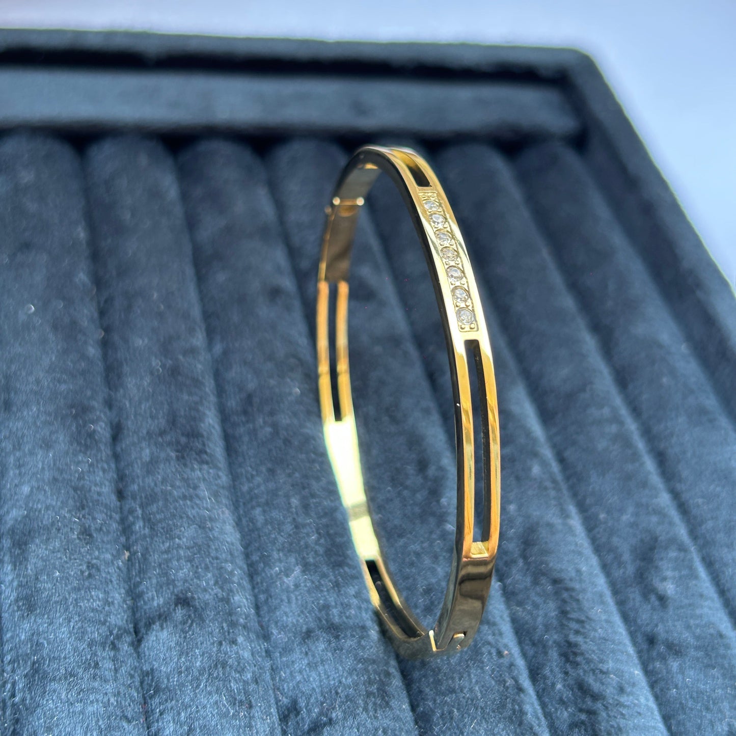 Crystal Bar Bangle